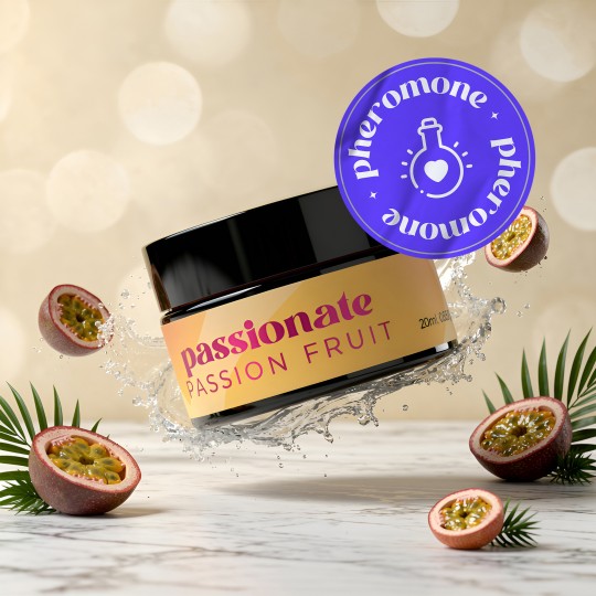 BOUGIE DE MASSAGE PASSIONATE AUX PHÉROMONES ET AU PARFUM DE FRUIT DE LA PASSION 20 ML CRUSHIOUS