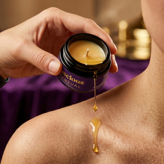 BOUGIE DE MASSAGE LUSCIOUS AUX PHÉROMONES ET AU PARFUM SENSUEL 20ML CRUSHIOUS