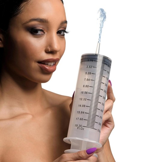 SYRINGE WITH TUBE - 550 ML